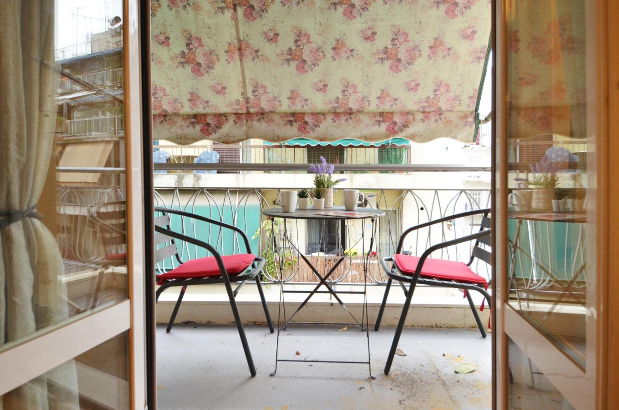Niovis, A Nice And Cozy Apartment Atenas Exterior foto
