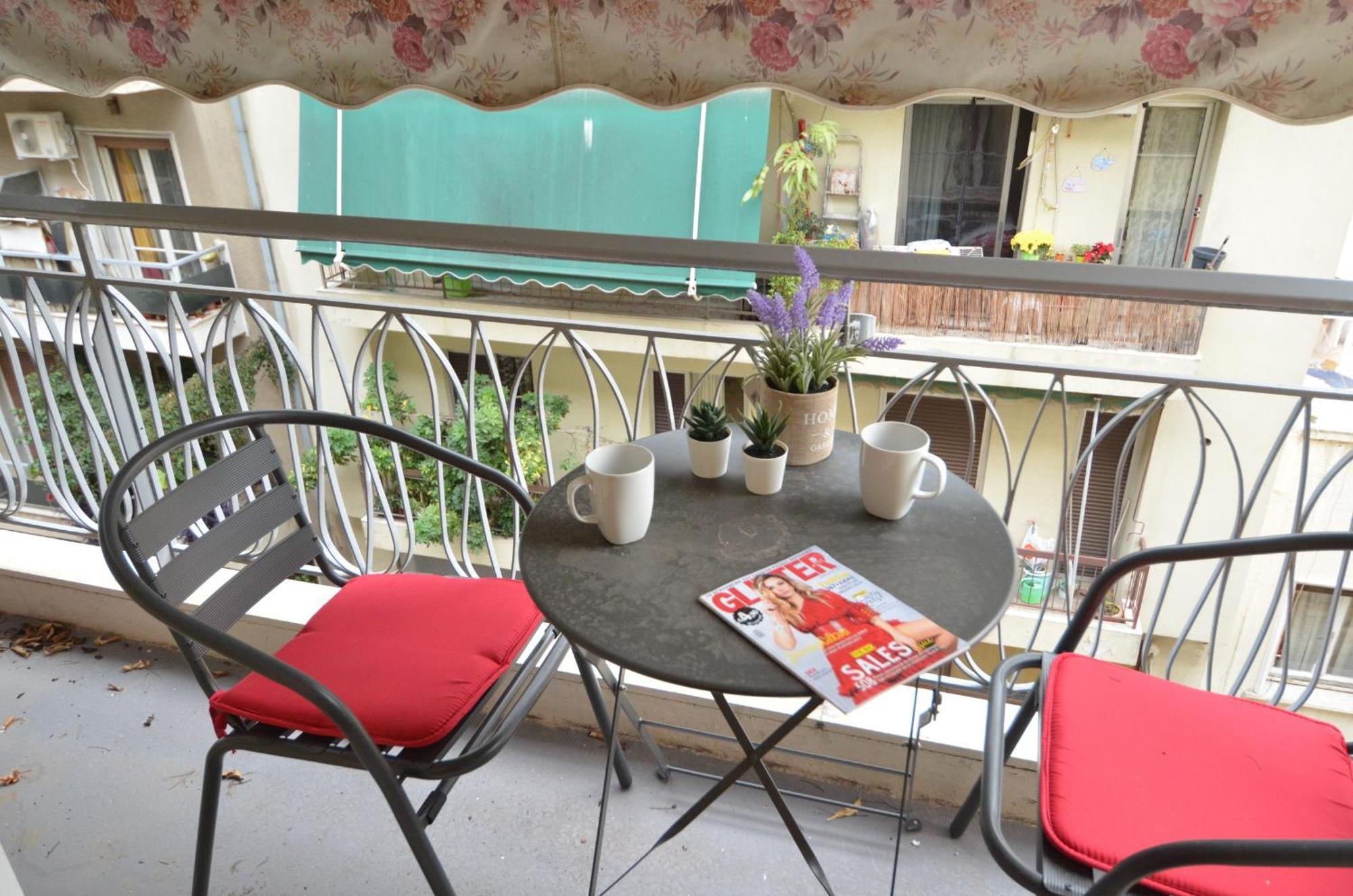 Niovis, A Nice And Cozy Apartment Atenas Exterior foto