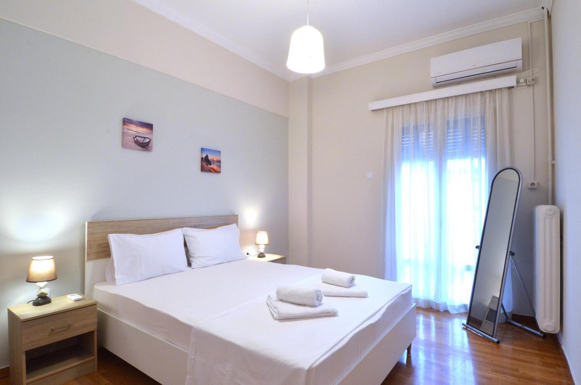 Niovis, A Nice And Cozy Apartment Atenas Exterior foto